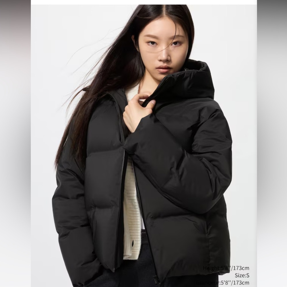 UNIQLO SHORT BLACK PUFFER JACKET 🖤